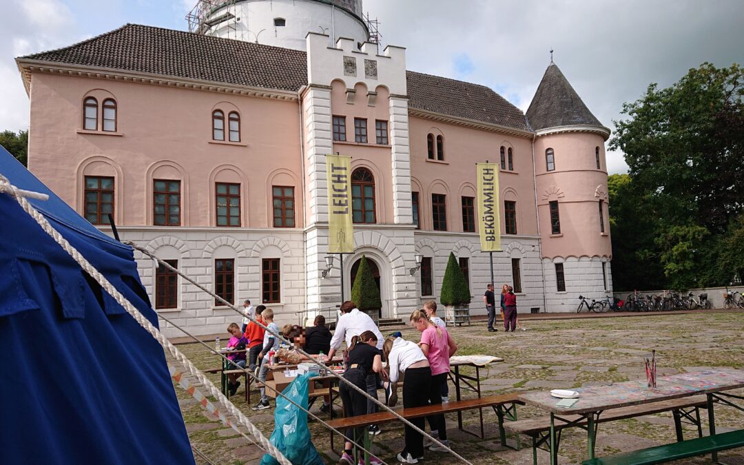 Zeltwerkstatt im Schloss Jever